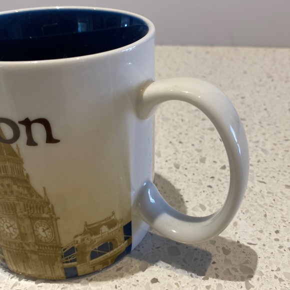 Starbucks London Global Icon City Collector Series Mug, 2011 - Picture 3 of 6
